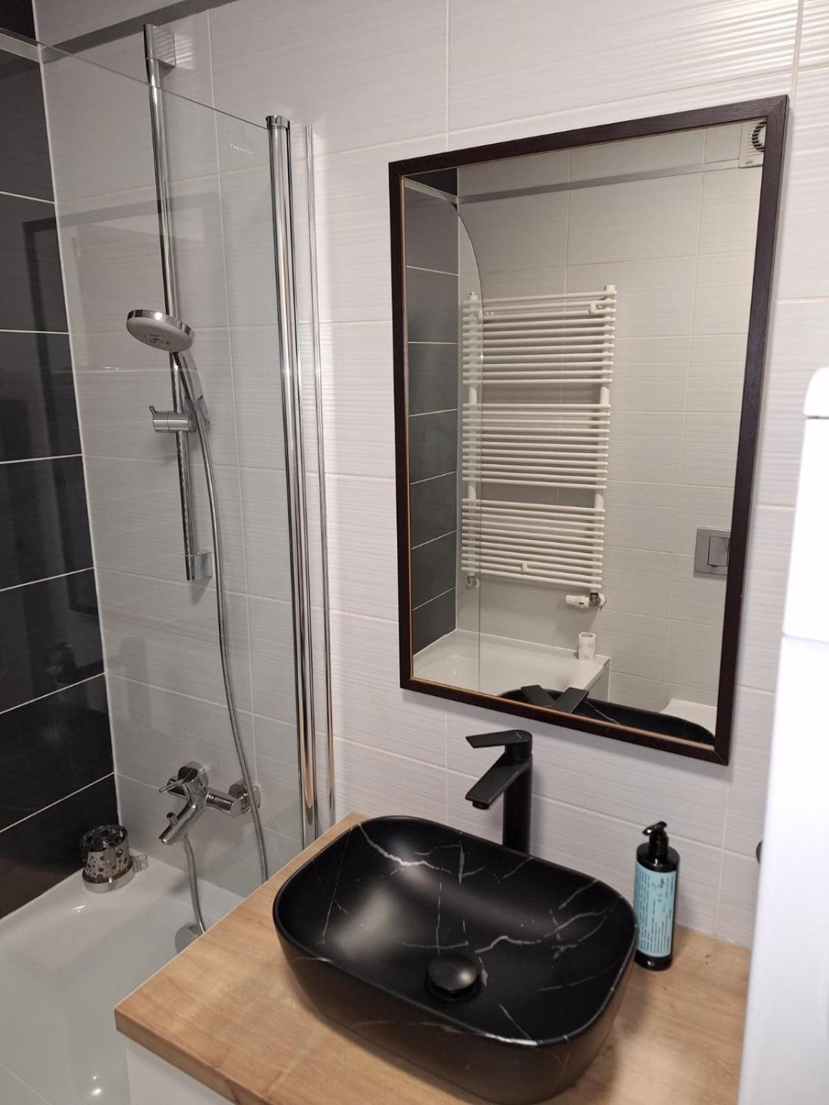 Apartman Lory, Zagreb, Downtown, With Own Parking In The Garage Exterior foto