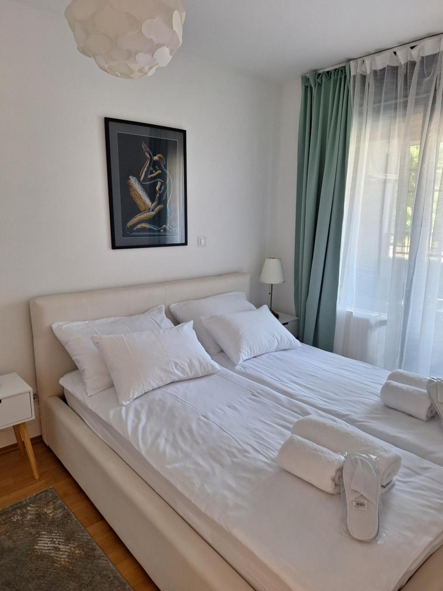 Apartman Lory, Zagreb, Downtown, With Own Parking In The Garage Exterior foto