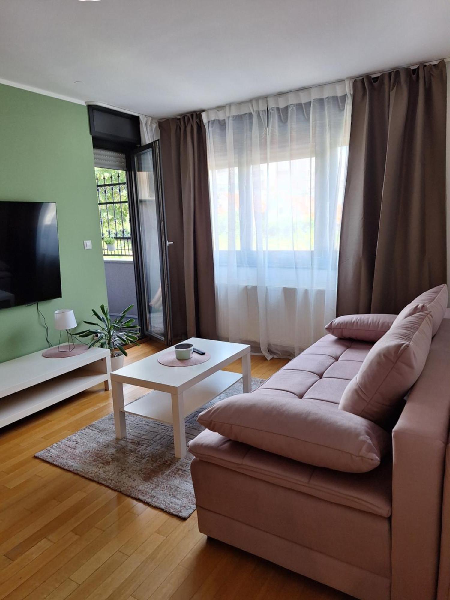 Apartman Lory, Zagreb, Downtown, With Own Parking In The Garage Apartamento Exterior foto