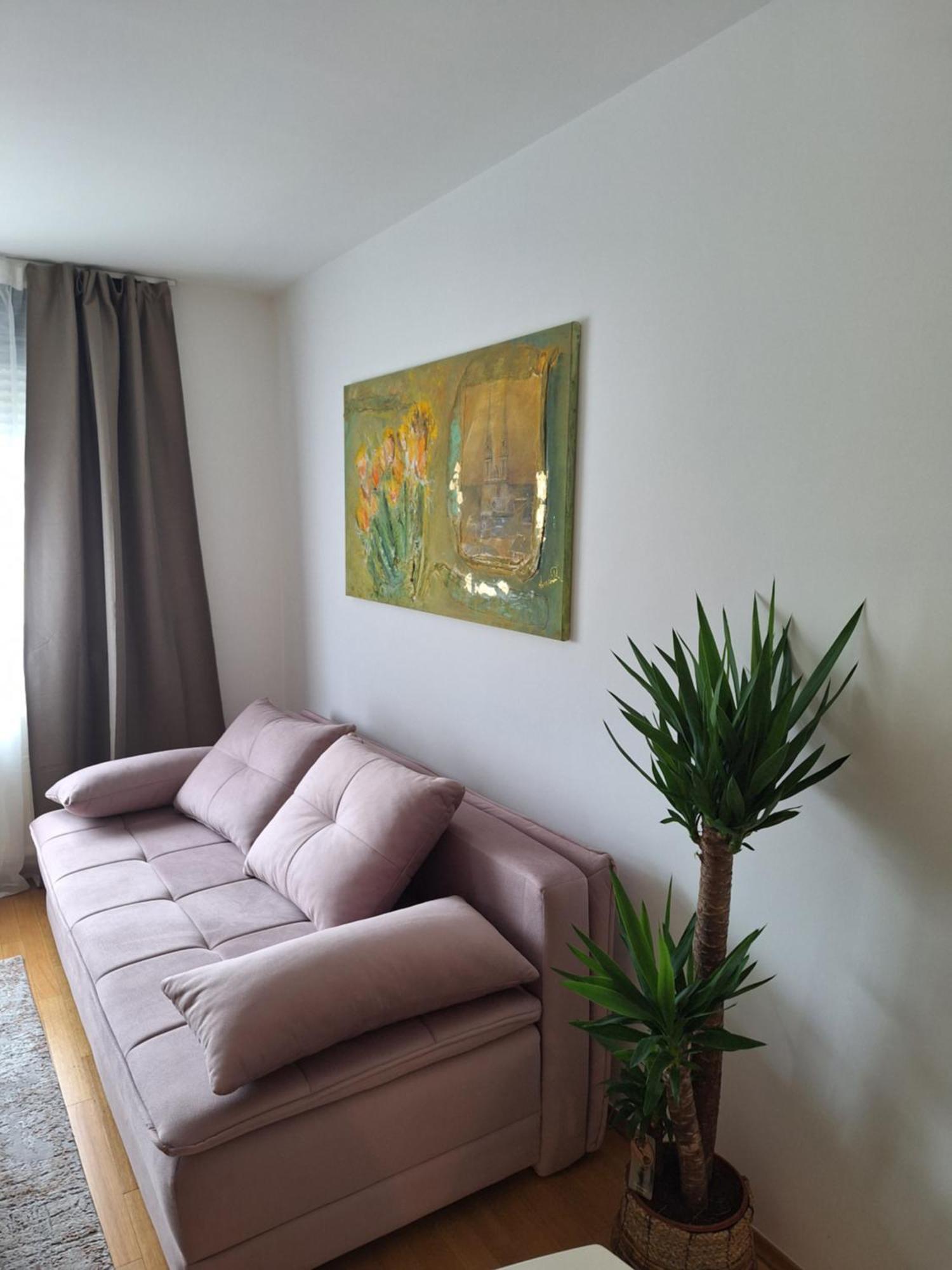 Apartman Lory, Zagreb, Downtown, With Own Parking In The Garage Apartamento Exterior foto